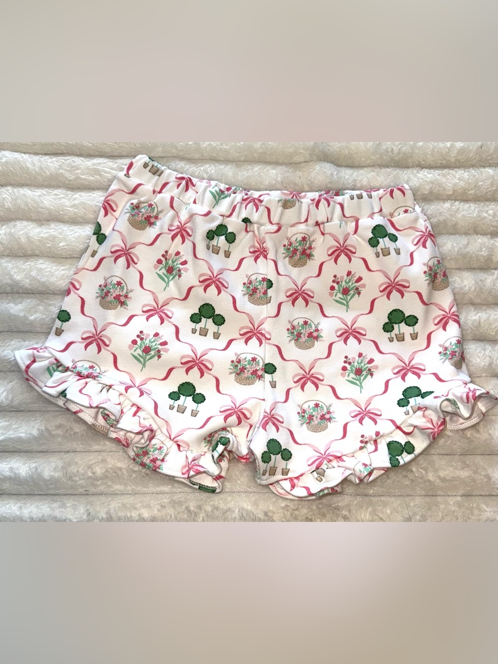 The Beaufort Bonnet Company Shelby Anne Shorts in Boxwoods and Bows, sz 5, NWT